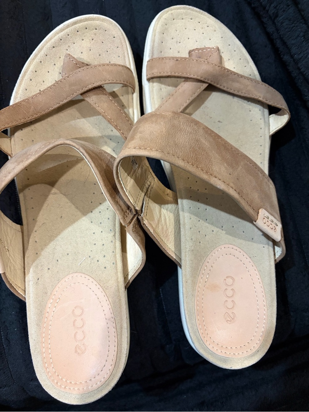 Ecco Women's Brown Leather Crossover Slide Sandals